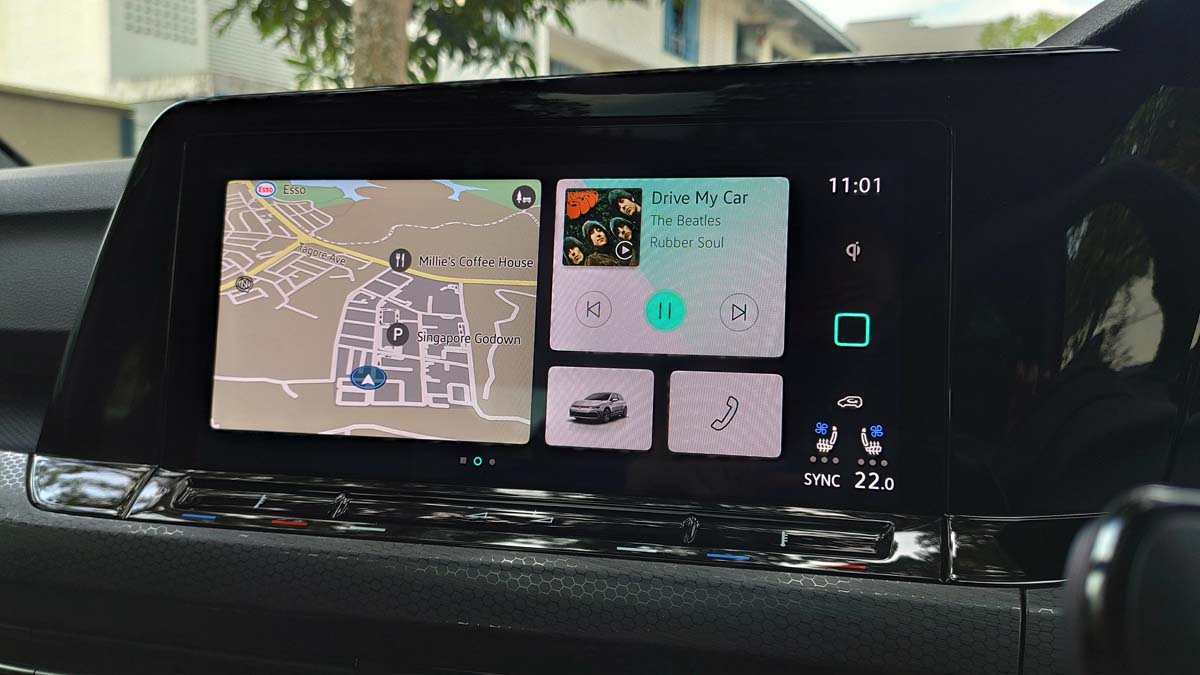 2021 Volkswagen Golf GTI cabin infotainment screen